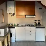 Piccolo Loft Sui Tetti Di Torino